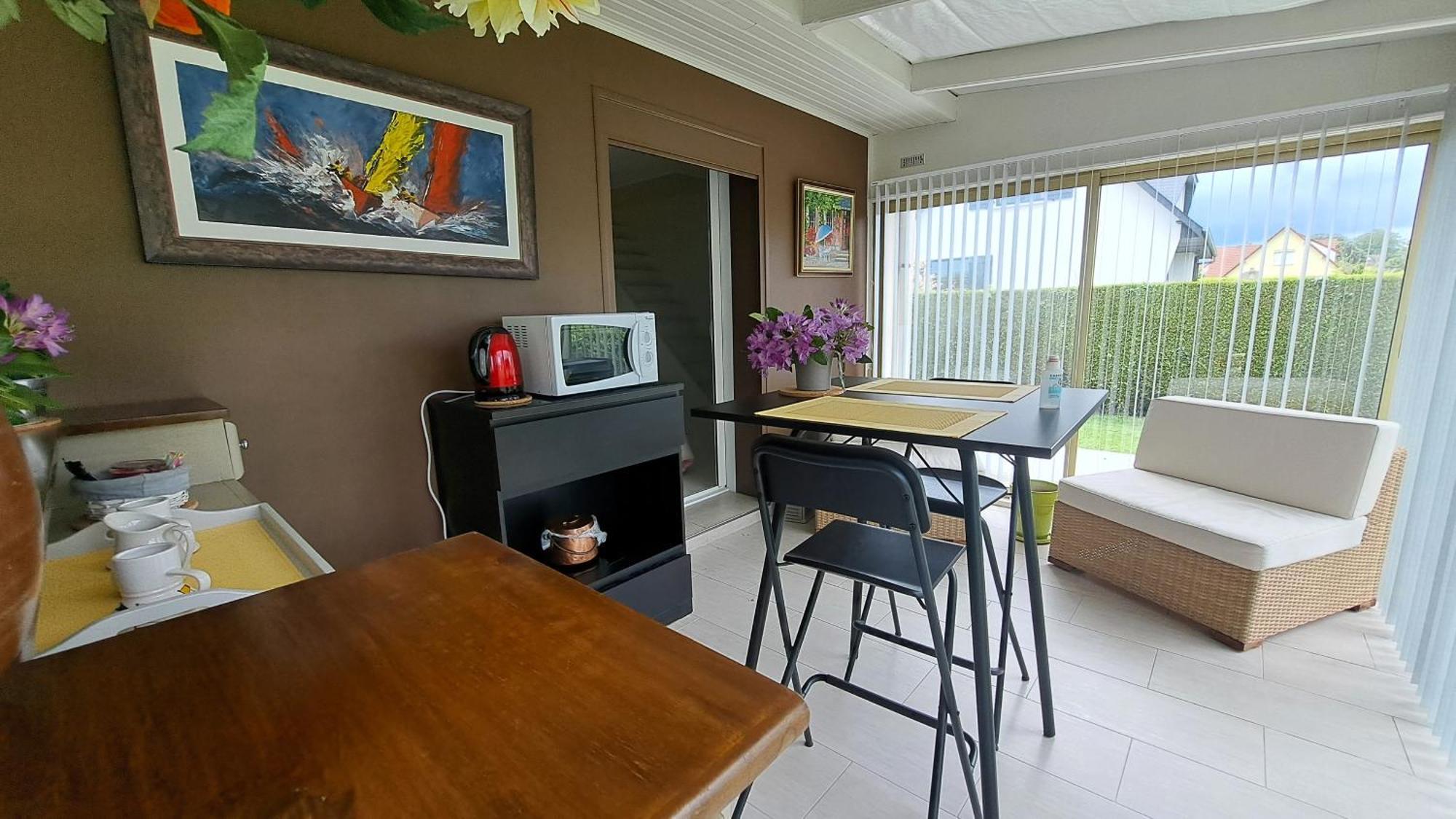 CHAMBRE PRIVEE AVEC SALON, garage voiture, vélos, motos Tourville-sur-Arques Esterno foto